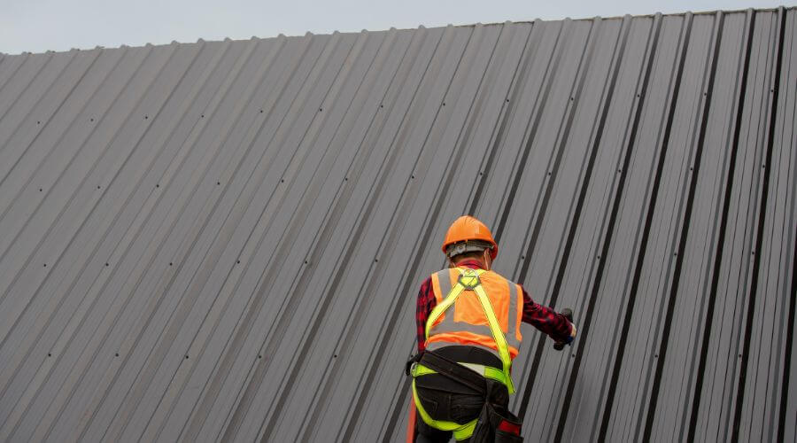 Expert Emergency Roof Repairs services in Louise, TX